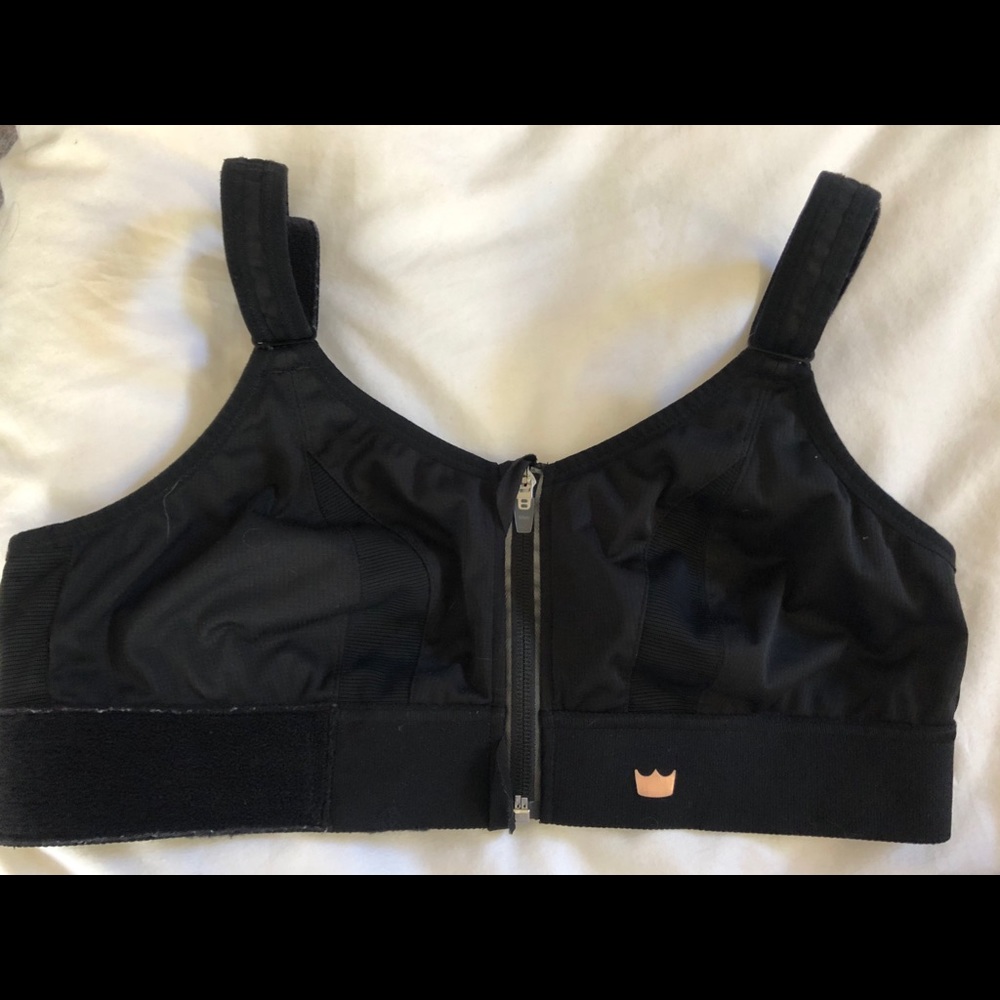 She Fit, adjustable, high impact sports bra